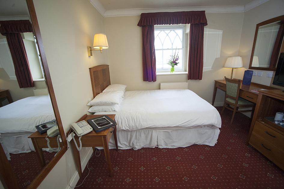 Arnos Manor Hotel Bristol Exterior photo